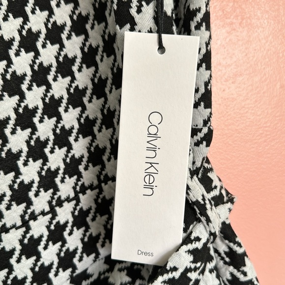 Calvin Klein dress - Picture 6 of 6